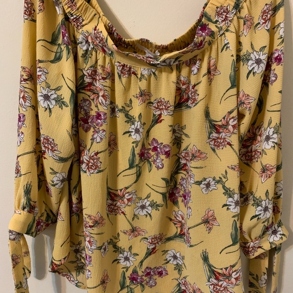 ACTIVE USA Off Shoulder Top size Large - Picture 10 of 15